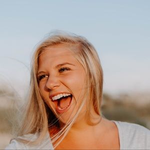 Meet your Posher, Charlotte anne